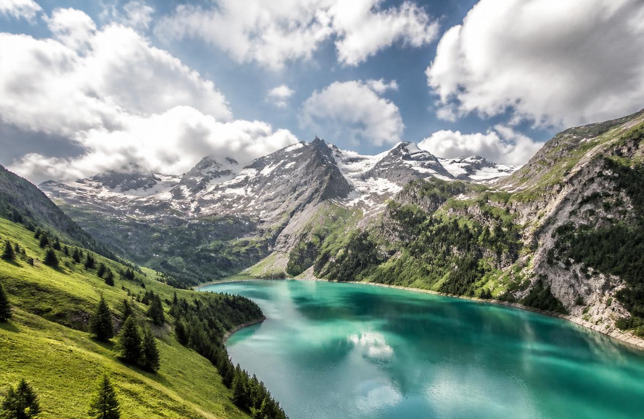 Zurich Highlights: 18-Day Switzerland Journey